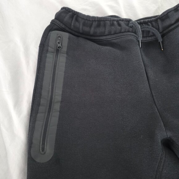 Nike sweatpants Youth Large-  joggers black - Picture 5 of 7